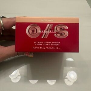 ONE/SIZE Ultimate Setting Powder - Sweet Honey Red Box